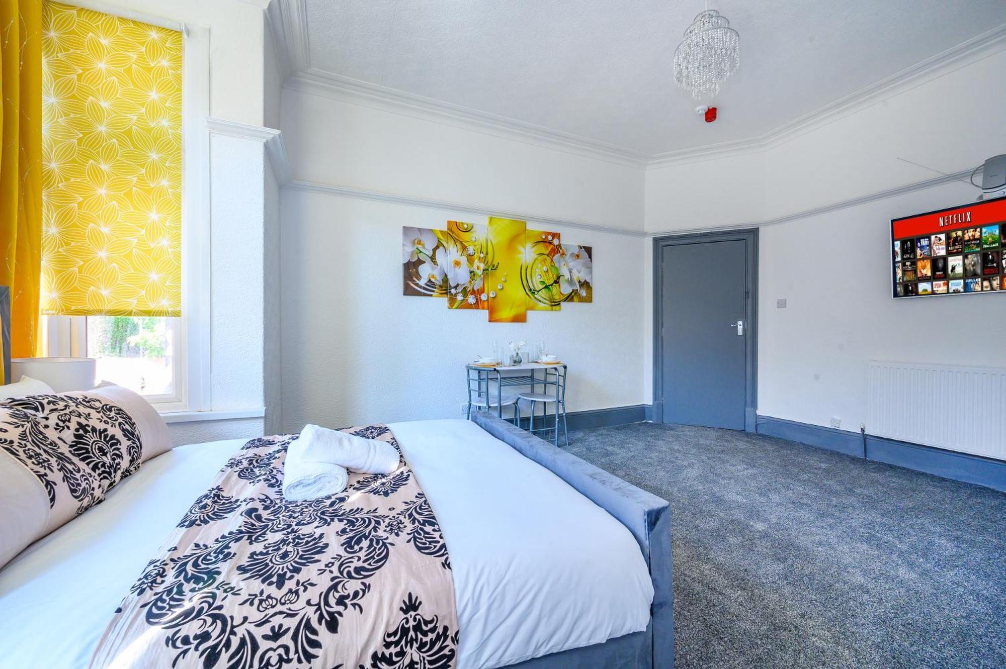 -Rf7H- For Your Relaxed & Cosy Free Parking Leeds  Exterior photo