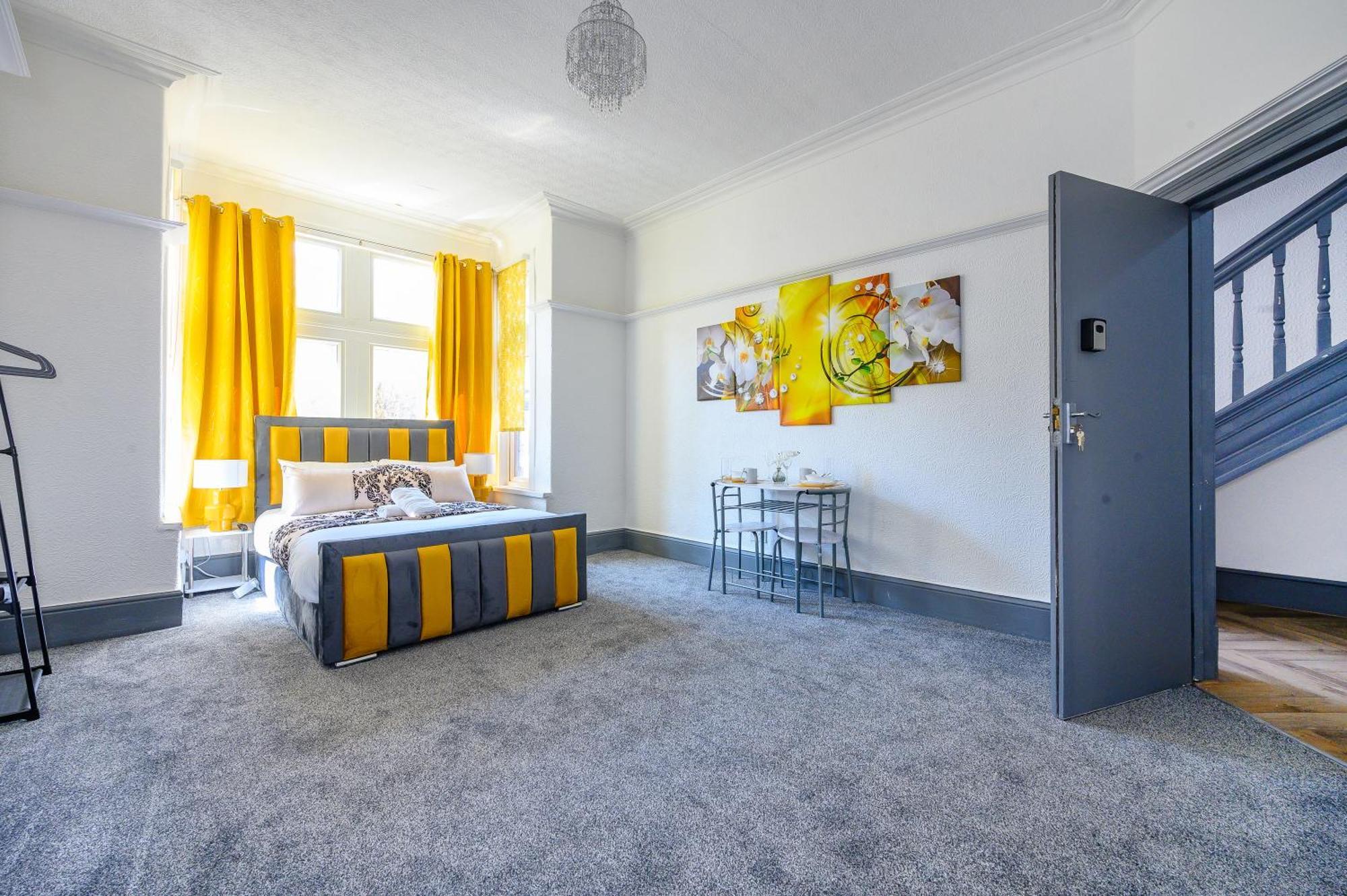 -Rf7H- For Your Relaxed & Cosy Free Parking Leeds  Exterior photo